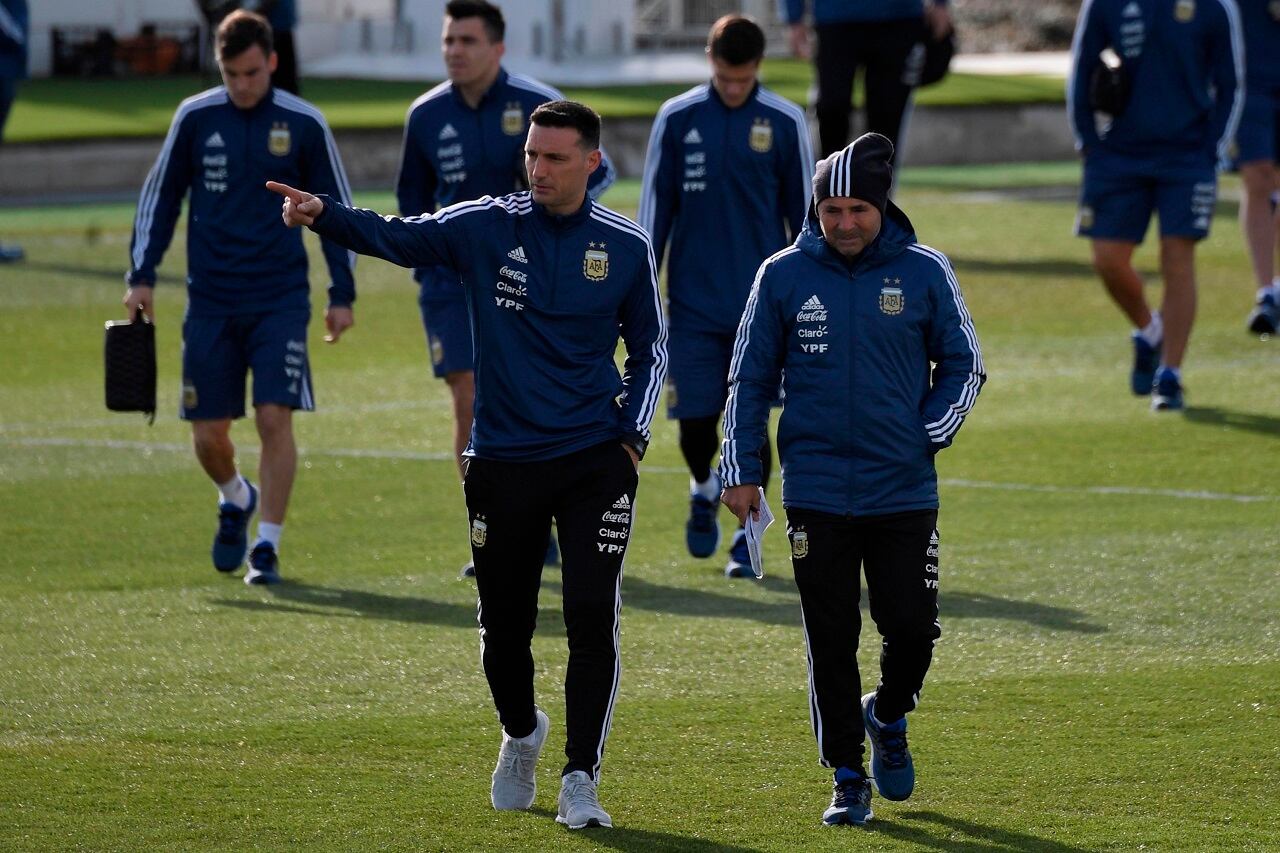 Scaloni y Sampaoli juntos en 2018, previo al amistoso que terminó con goleada de España por 6-1