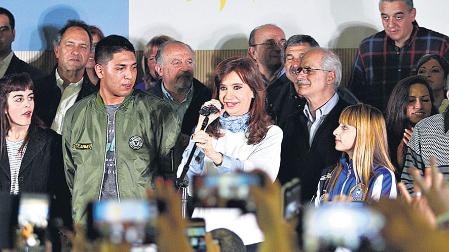La ex presidenta podría imponerse en las PASO si se cuentan todos los votos.