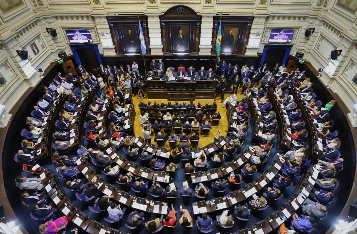 Los diputados opositores bonaerenses de Juntos por el Cambio anticiparon su negativa a apoyar el pedido de endeudamiento que solicitó el gobernador a los legisladores. 