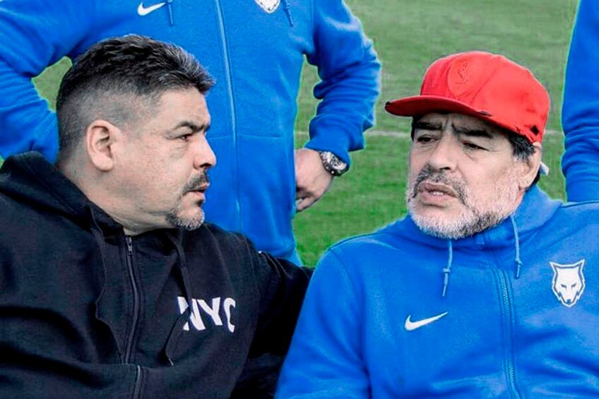 Hugo y Diego Maradona, juntos.
