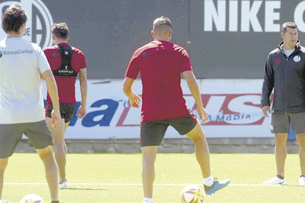 “Hay jugadores que no van a ser tenidos en cuenta y que ya lo saben”, indicó.