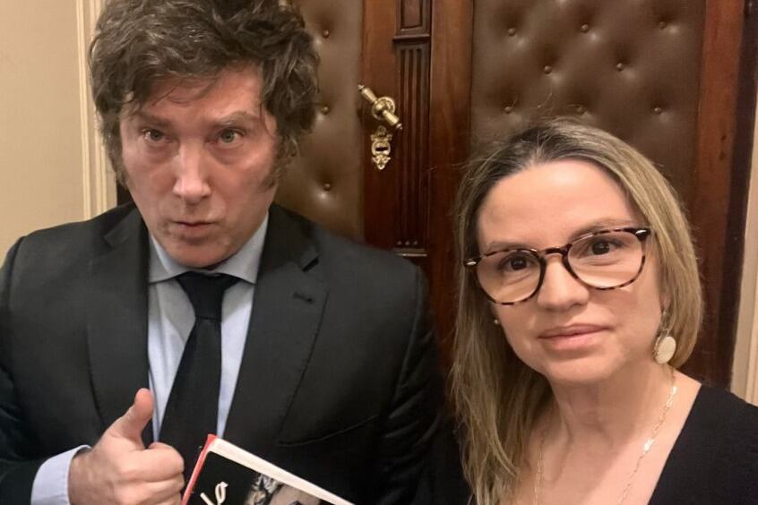 Píparo con Milei, su nuevo referente.