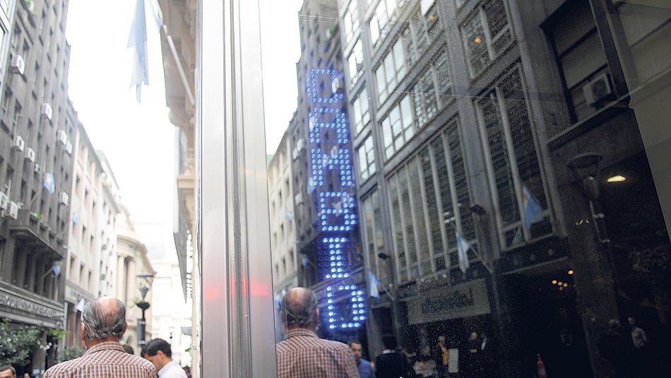 El dólar cerró el viernes a 22,28 pesos en promedio.