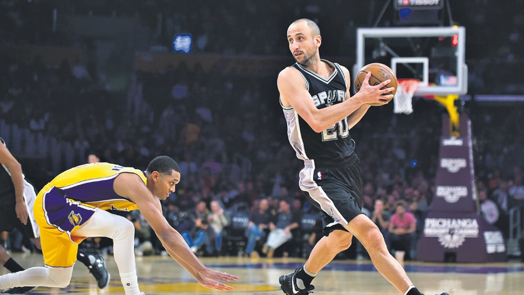 Emanuel Ginóbili, ídolo aún vigente de la franquicia texana.