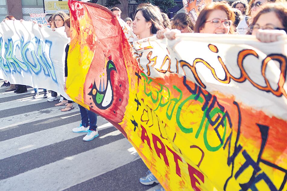 En diciembre, la comunidad de la “Cera 1” cortó Rivadavia y Bulnes contra la mudanza.