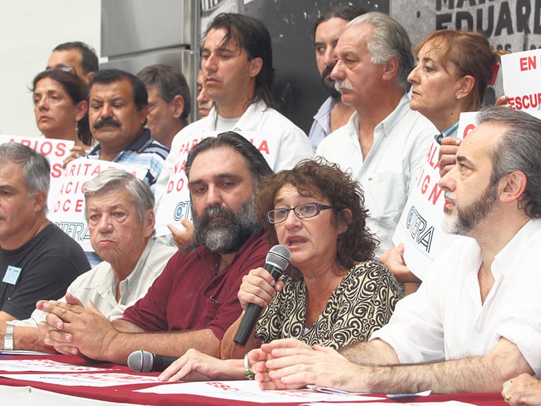 Los docentes se movilizarán al Palacio Sarmiento el 6 de marzo y al día siguiente se sumarán a la marcha convocada por la CGT.