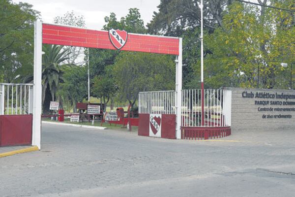 El club repudió la difusión del nombre de dos supuestas víctimas de los abusos que se investigan.