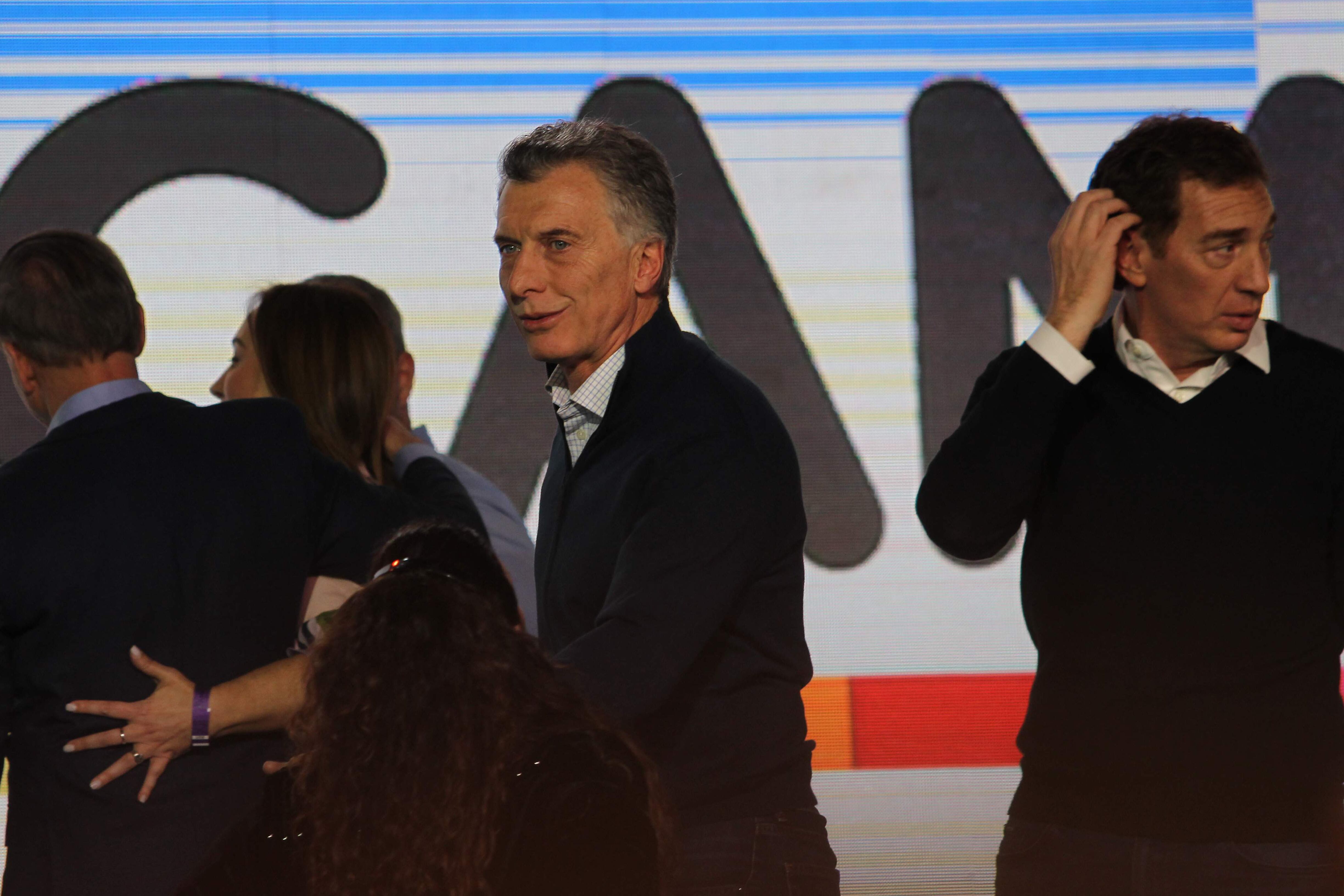 En medio de la demora en la difusión de los datos oficiales de las PASO, Macri reconoció su derrota.