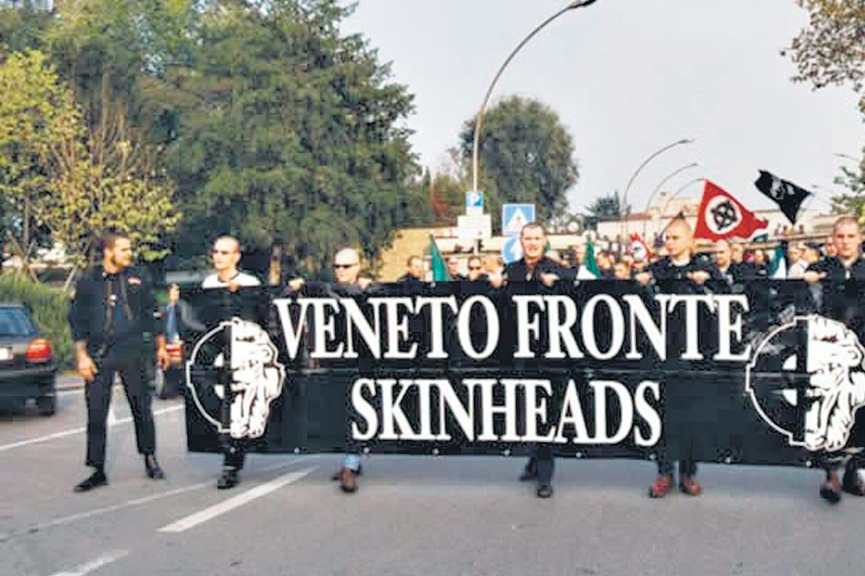 El grupo neonazi Veneto Fronte Skinhead fue noticia hace unos días en la ciudad de Como, al norte de Italia.