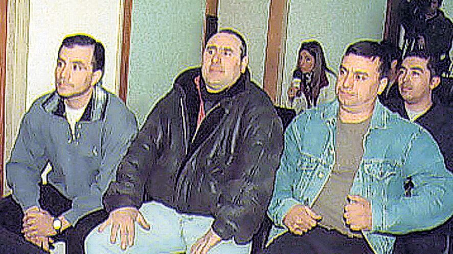 Los tres ex policías bonaerenses fueron condenados a perpetua en el año 2002.