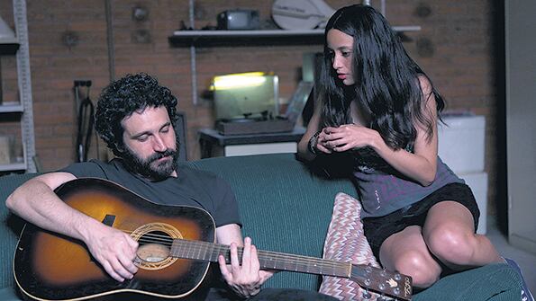 Caco Ciocler y Ailín Salas encabezan el elenco, que también incluye a Ney Matogrosso.