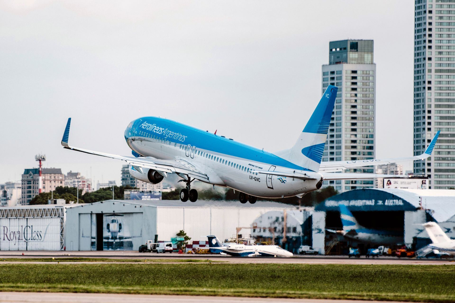 Aerolíneas Argentinas, entre las empresas que se destacaron por sus características operativas