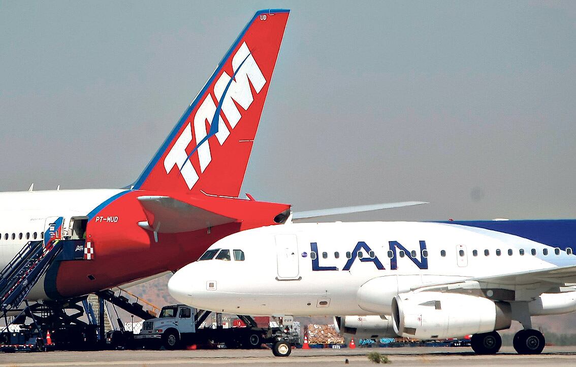 La firma Latam –fusión de LAN y TAM– anunció que ofrecerá el sistema low cost para vuelos de cabotaje.