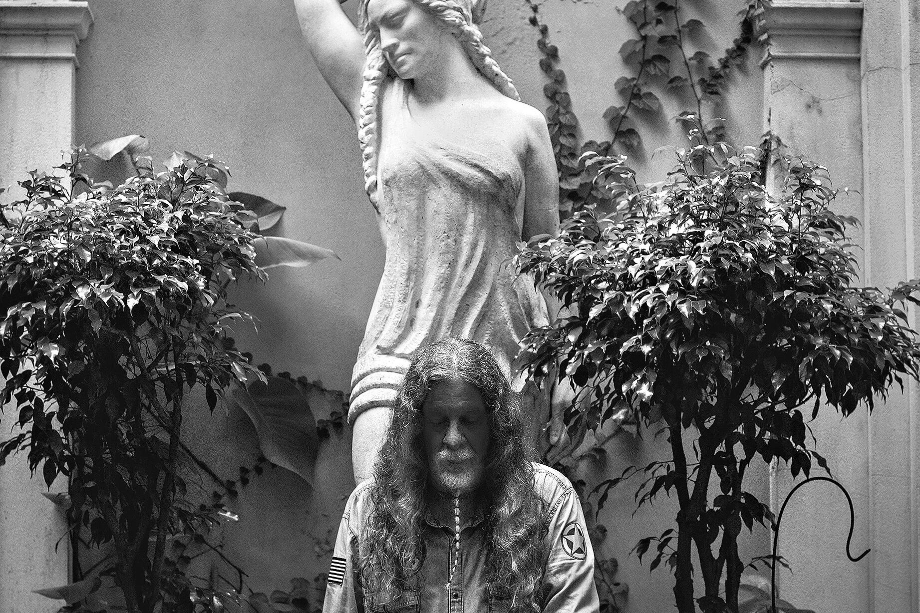 “Siento mucho la falta de Pappo. Tuvimos treinta años para conocernos, y no tengo otros treinta para hacer una amistad similar.” Rolando Castello Jr.