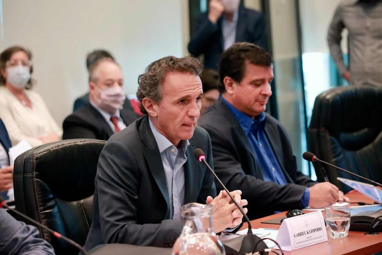 "La obra pública y la infraestructura son los pilares para reconstruir la Argentina", dijo Katopodis.