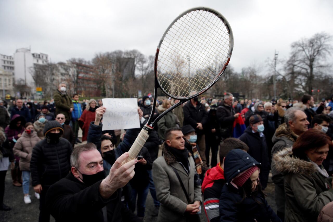 Manifestación en Serbia en apoyo al número uno del mundo