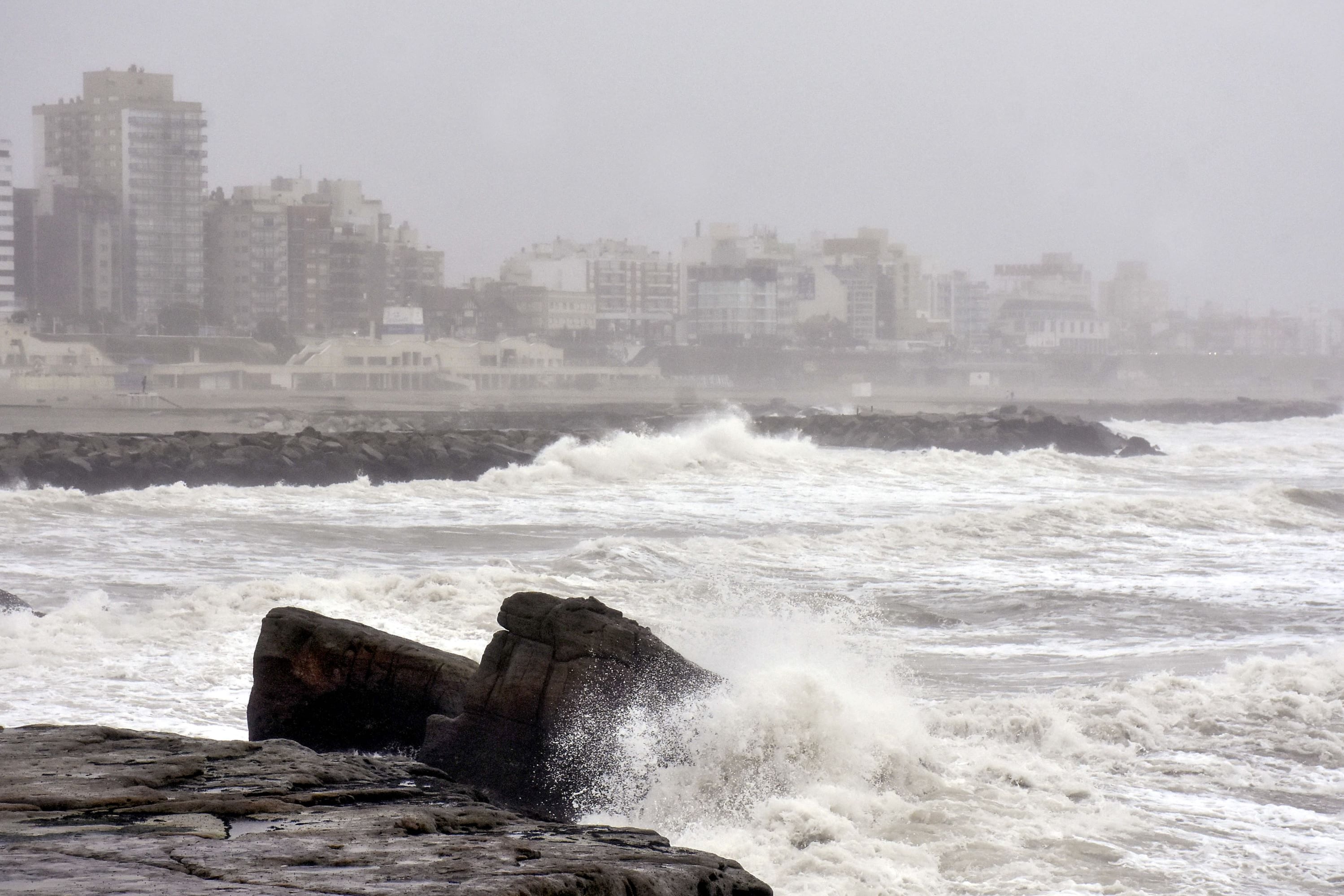 Se esperan tormentas, algunas aisladas y otras fuertes, para gran parte de la costa atlántica