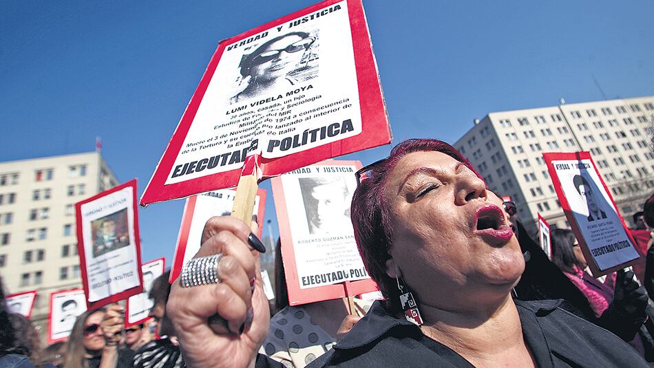 La marcha de ayer tuvo el lema: “A 45 años del golpe seguimos luchando por verdad y justicia”.
