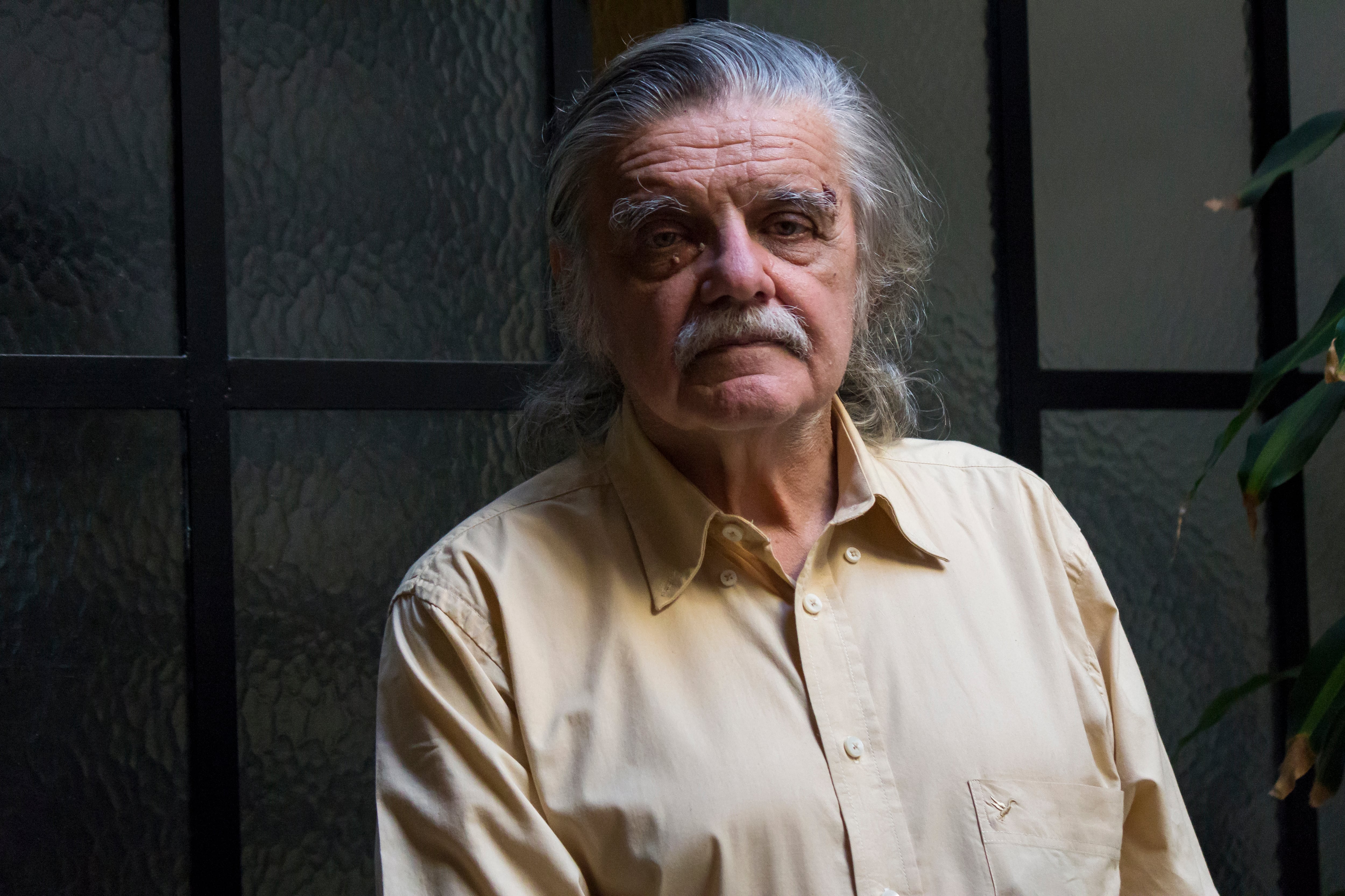 González es el actual director del Fondo de Cultura Económca FCE.