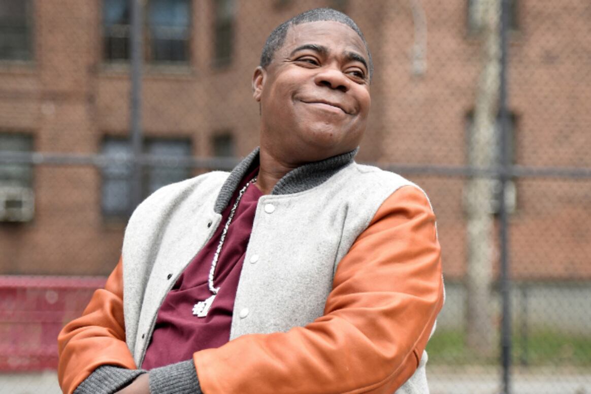 Tracy Morgan encarna al expresidiario Tray Barker.