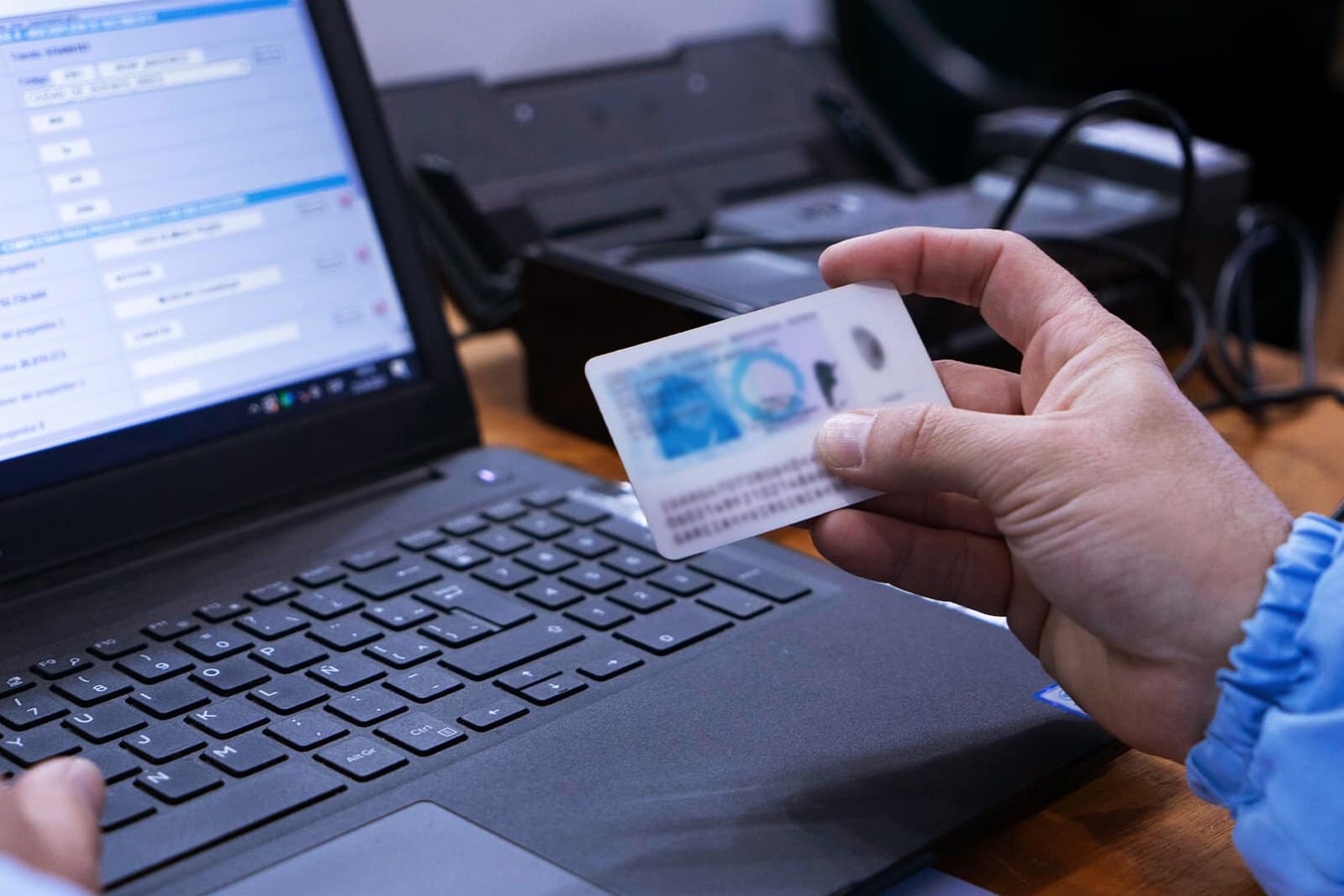 A pesar del incidente, el Renaper siguió brindando sus servicios. 