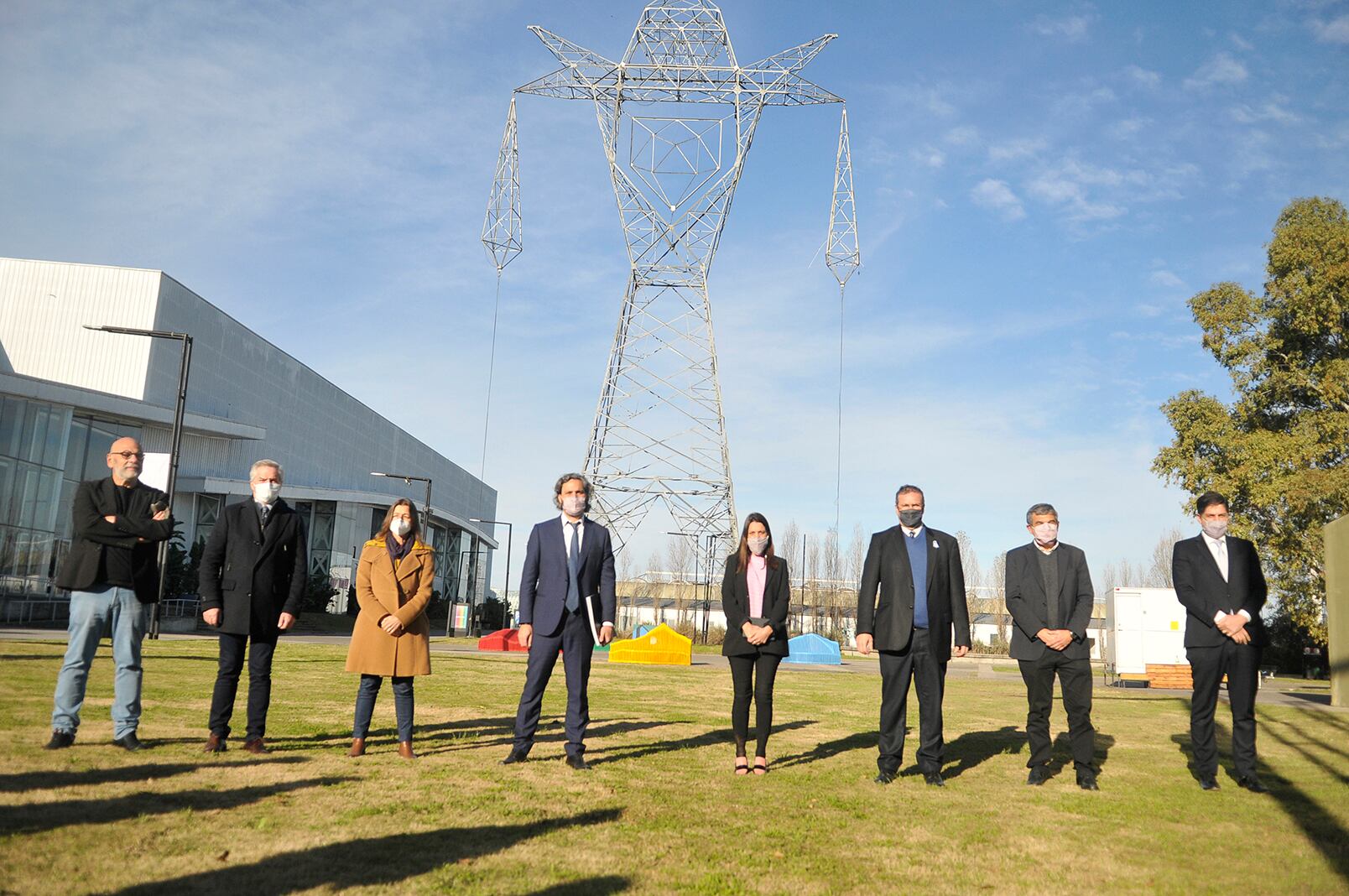 “Después de la tierra arrasada que nos dejó el macrismo, estamos nuevamente en un momento de reconstrucción", señaló Bauer 