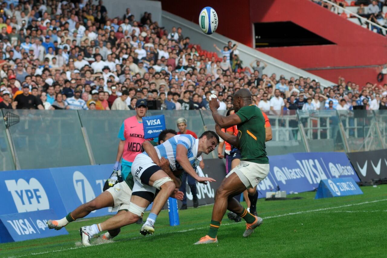 Los Pumas llegaron a ponerse a dos puntos en los últimos diez minutos