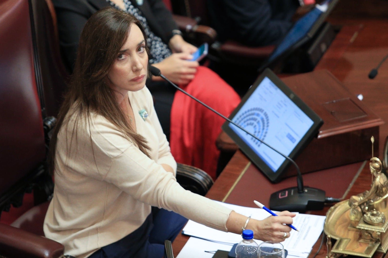 Victoria Villarruel, que tiene intereses políticos futuros en la Provincia, atacó al bloque disidente.