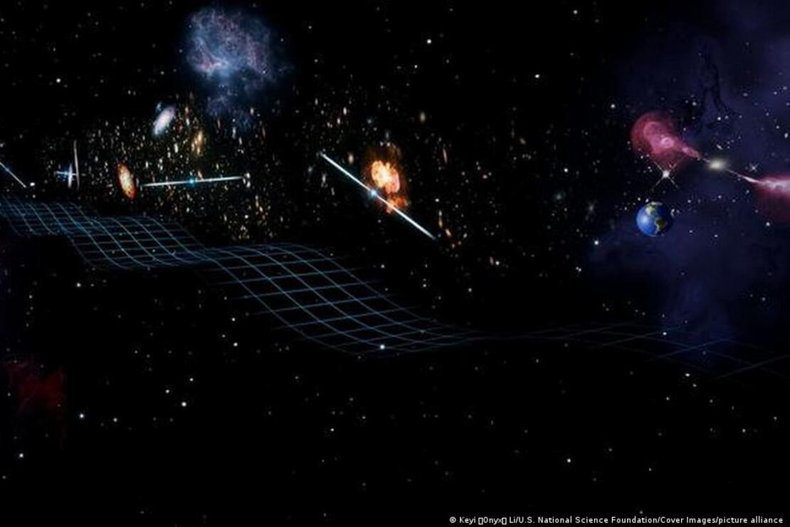 Una representación de las ondas gravitacionales procedentes de un par de agujeros negros en órbita cercana. Imagen: US Nation Science