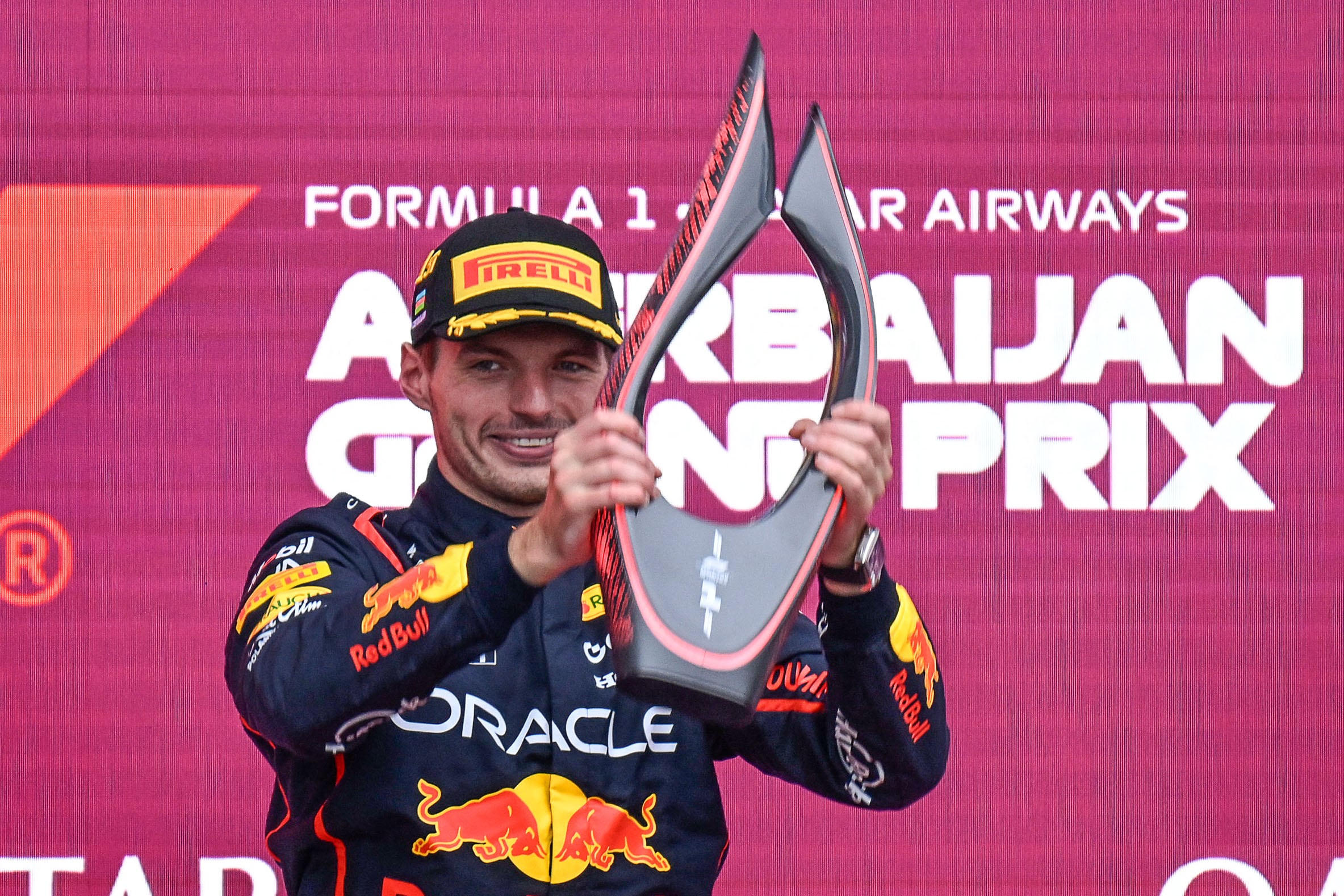 Max Verstappen se impuso de punta a punta en el callejero de Bakú