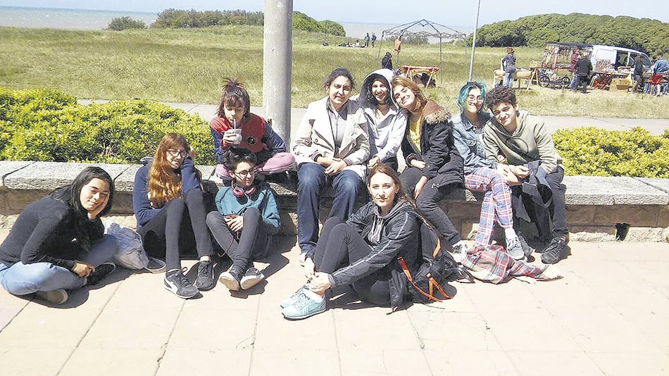 Los estudiantes de la Escuela Secundaria N° 14 Carlos Vergara, de La Plata, que participaron del programa Jóvenes y Memoria en Chapadmalal.