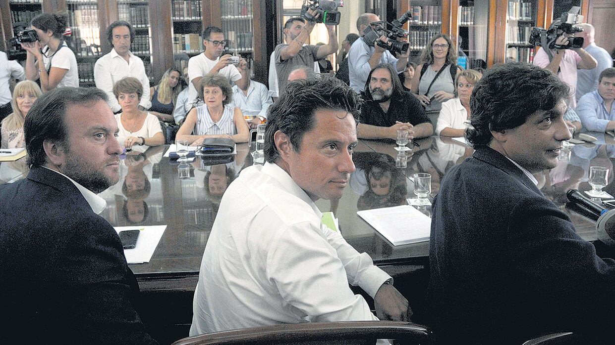 Los funcionarios de Vidal y los representantes de los maestros se reunieron ayer en el Ministerio de Economía provincial, en La Plata