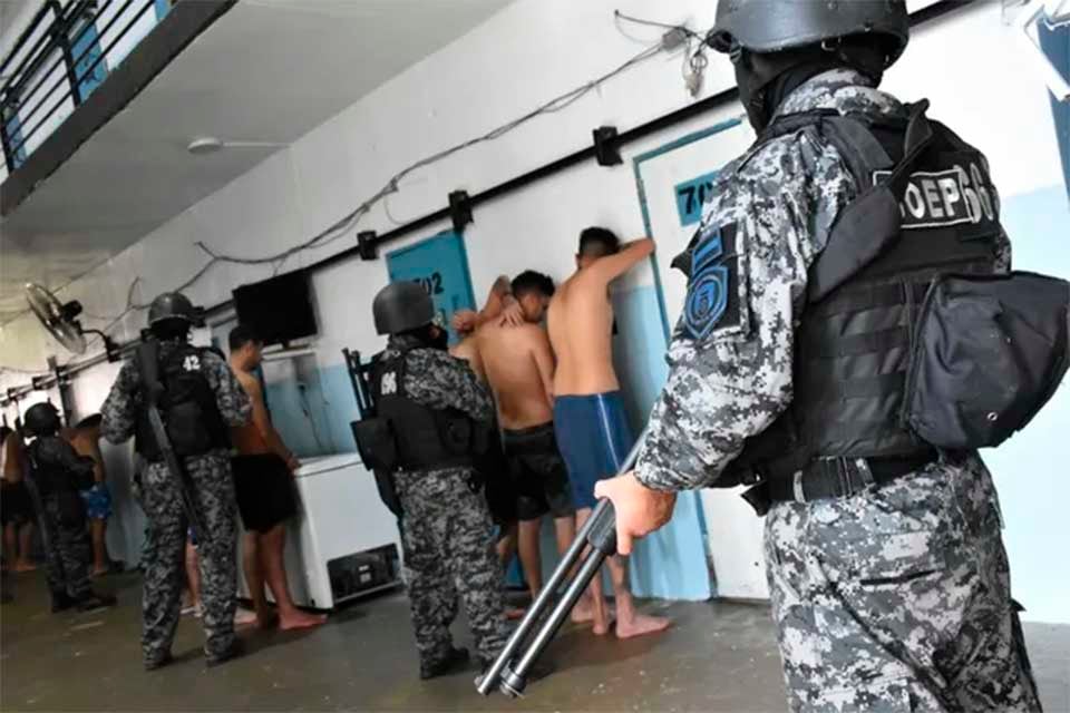 Además de las fotos humillantes, los detenidos fueron sometidos a torturas.