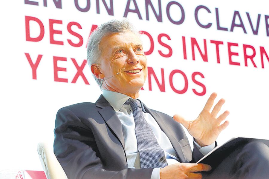 El presidente Mauricio Macri retrocedió unos días en su mensaje de campaña.
