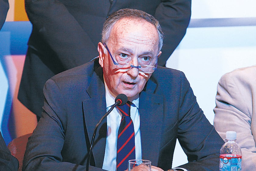 Miguel Acevedo, flamante titular de la UIA. “Corremos riesgo de profundizar la primarización de la economía”.