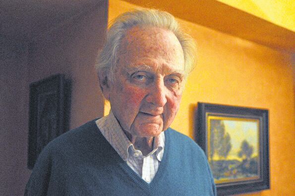 Ricardo Avenburg es miembro titular de la Asociación Psicoanalítica Internacional.