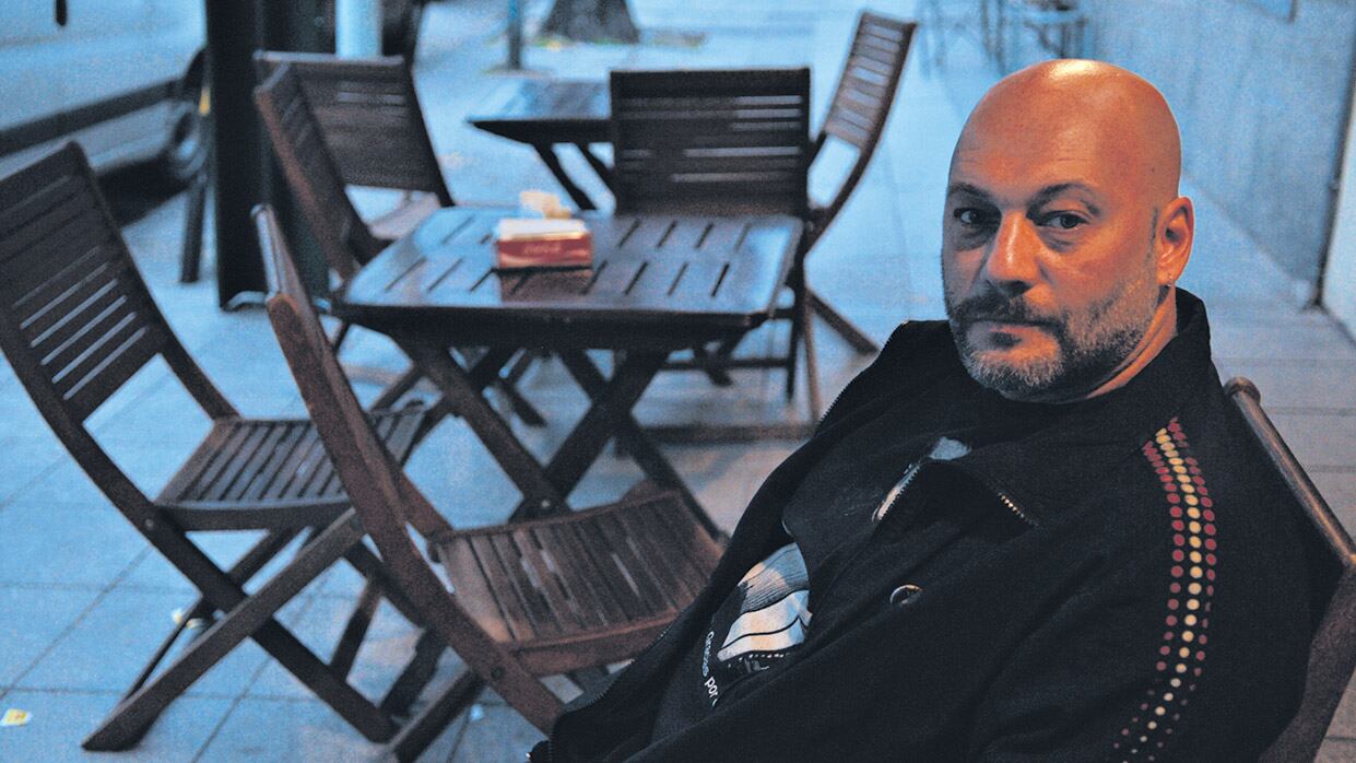 “A grosso modo, no termino de gustarme. Es preocupante, para diván. Pero lo sobrellevo con el vivo”, sostiene Cucuza Castiello.