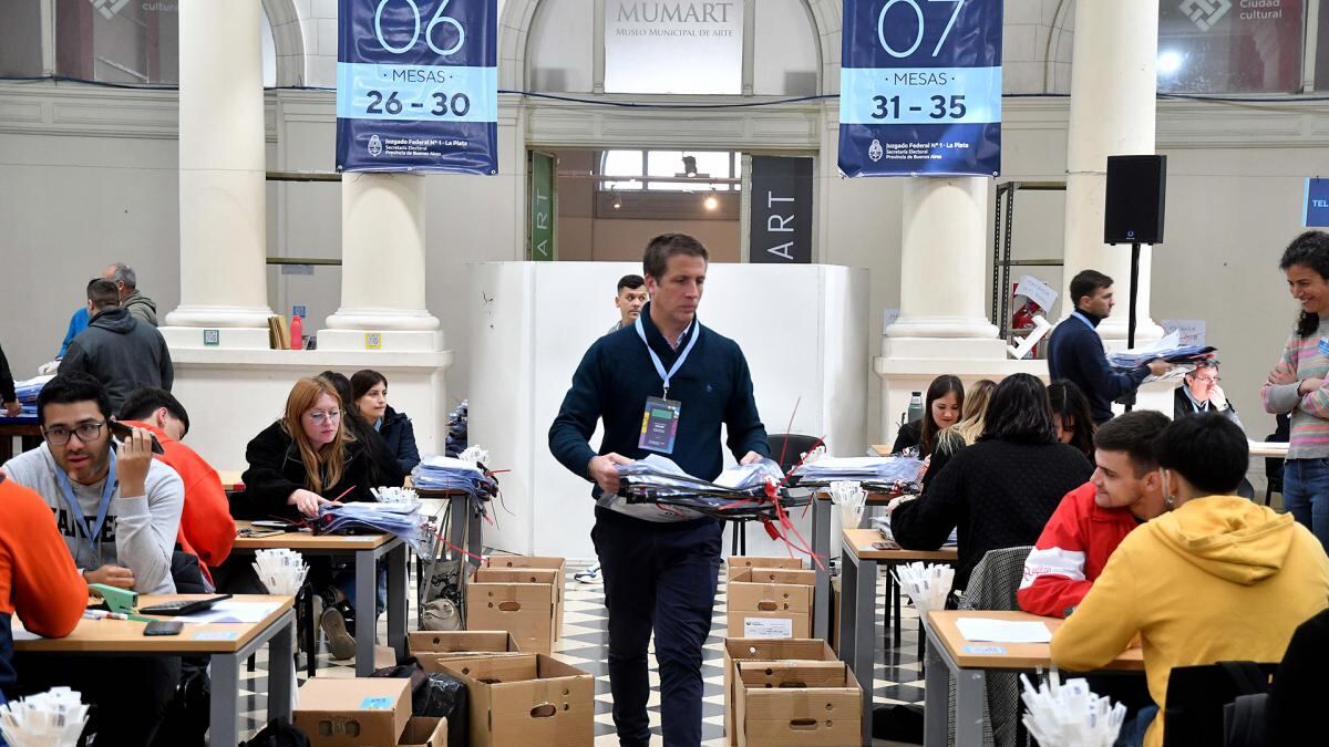 El escrutinio continúa en la capital provincial. 