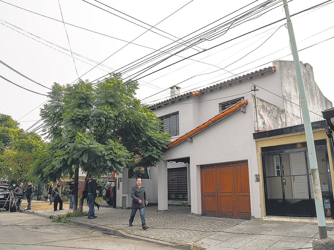 La casa de Margarita Stolbizer, en Castelar, otra vez centro de la lupa de los investigadores.