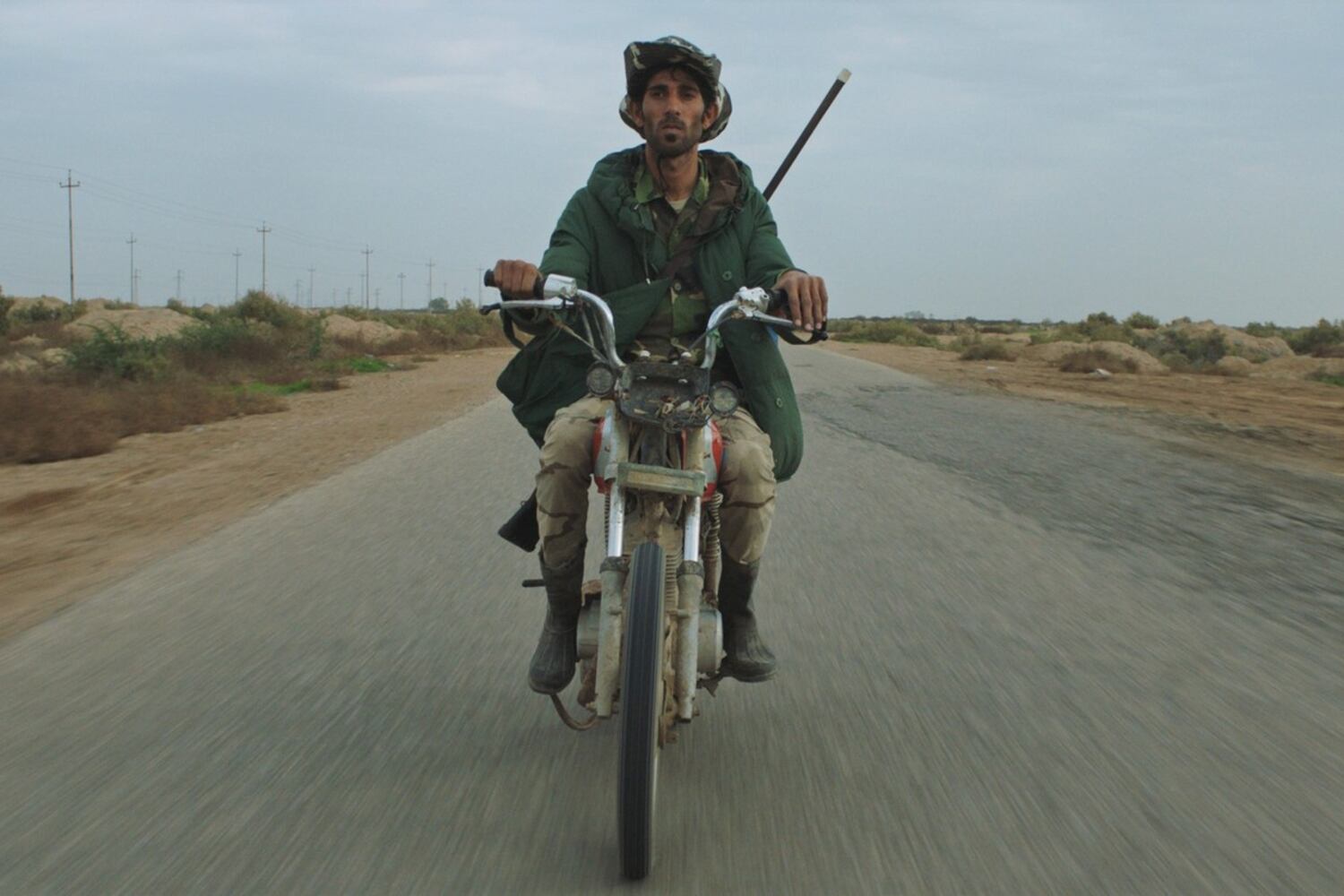 "Notturno" va tejiendo un tapiz de apariencia engañosamente simple.