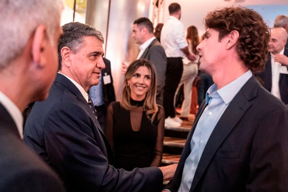 Jorge Macri y Martín Lousteau intercambian ataques cada vez más violentos.