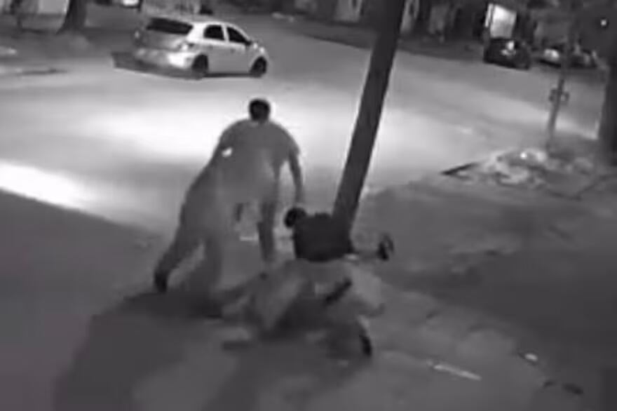 Guido Ruiz fue atacado a la salida de un boliche en Cólon por cuatro jóvenes.