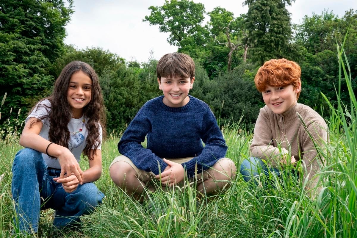 Arabella Stanton (Hermione Granger), Dominic McLaughlin (Harry Potter) y Alastair Stout (Ron Weasley)