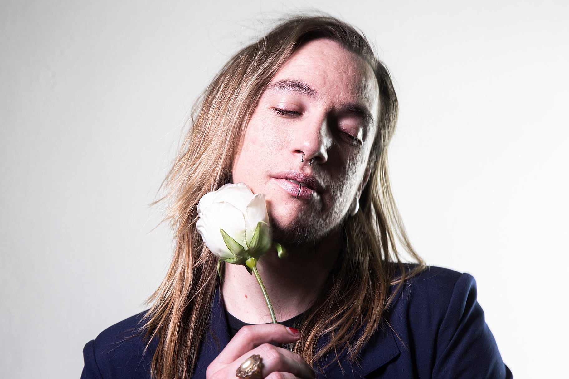 En la TV de los 90 Ramuzzi vio por primera vez a una Mirtha que cantaba orgásmica junto a Sandro 