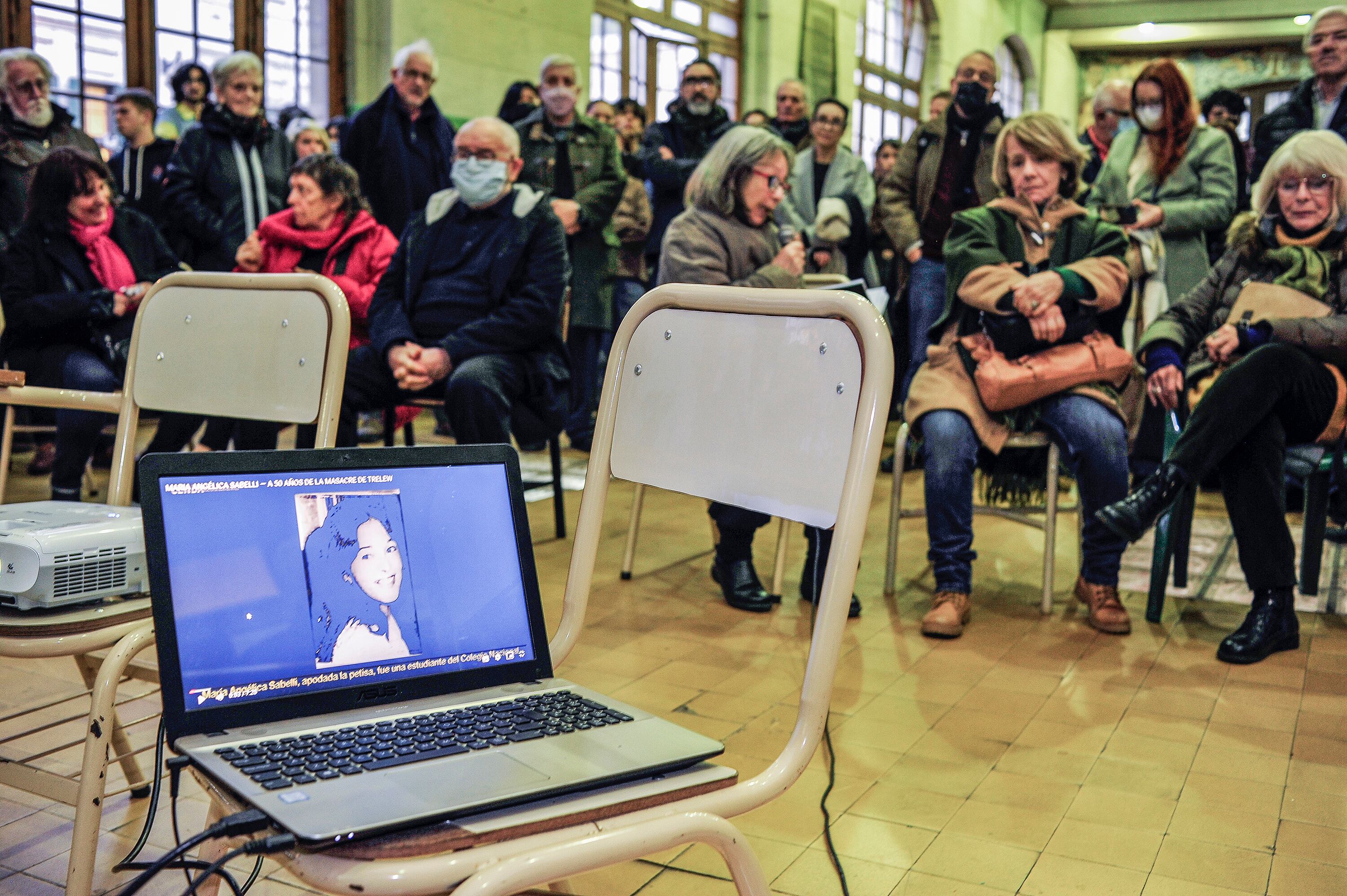 Angélica Sabelli, presente en el recuerdo de sus compañeras y compañeros del Buenos Aires. 