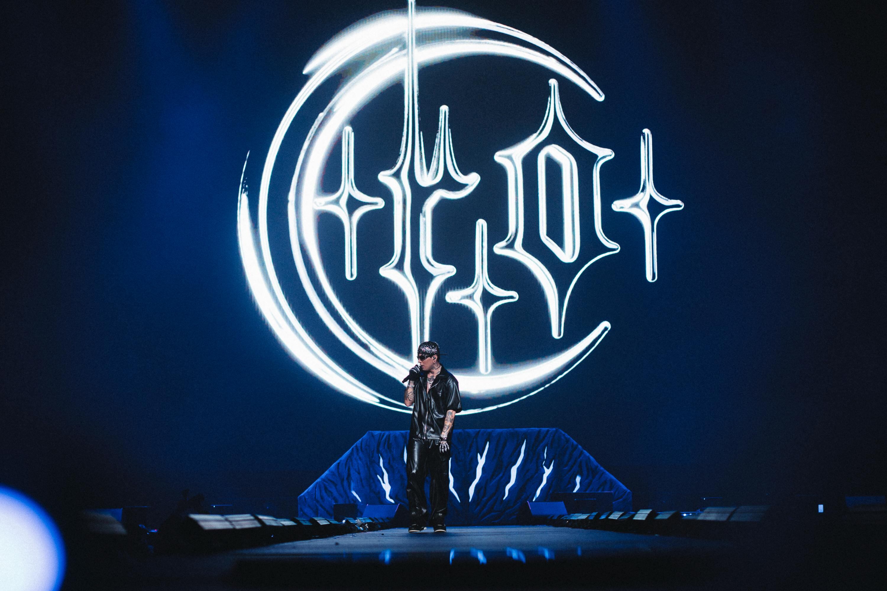 C.R.O y los ecos de una infancia escuchando Pantera y Alice in Chains y una juventud mamando la estética rock