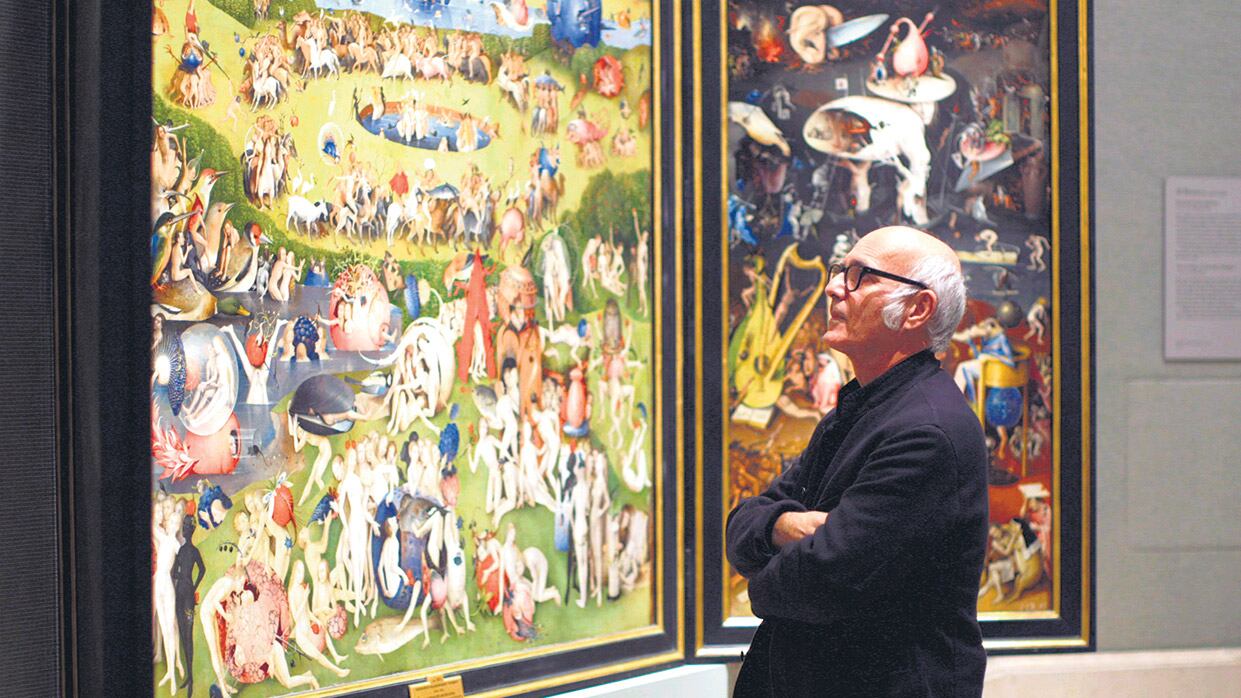 El film logra dar una idea bastante acertada de la cosmovisión en la época de la creación del tríptico.