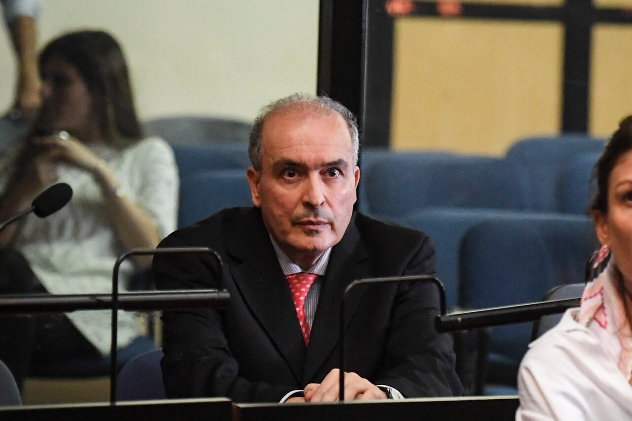 A lo largo de tres horas, el defensor de José López enumeró los elementos que —dijo— lo desvinculan del caso de las rutas de Santa Cruz.