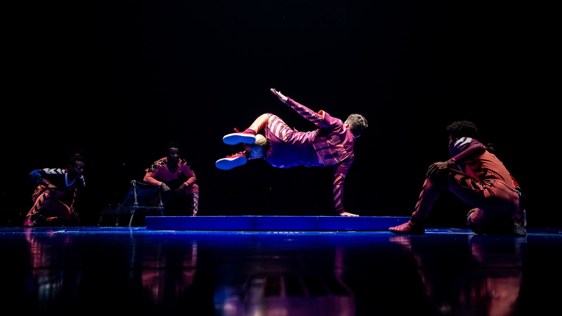 Messi10, el espectáculo del Cirque du Soleil basado en la vida del futbolista, ya tiene entradas en venta.