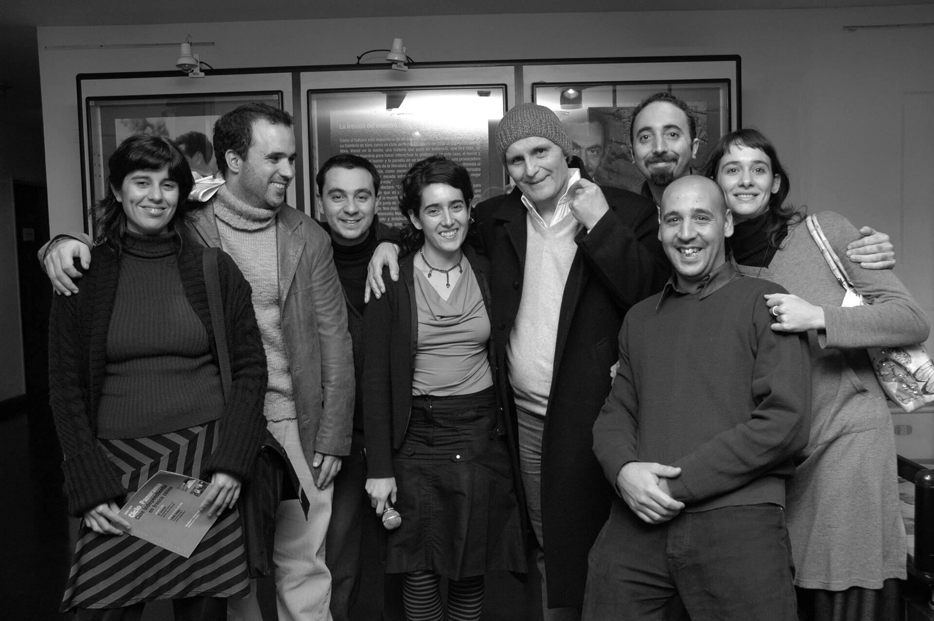 Algunos integrantes de La Nave de los Sueños junto a Favio.